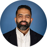 Headshot of syed hussain.